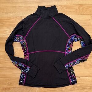 Athleta long sleeve rash guard size S EUC